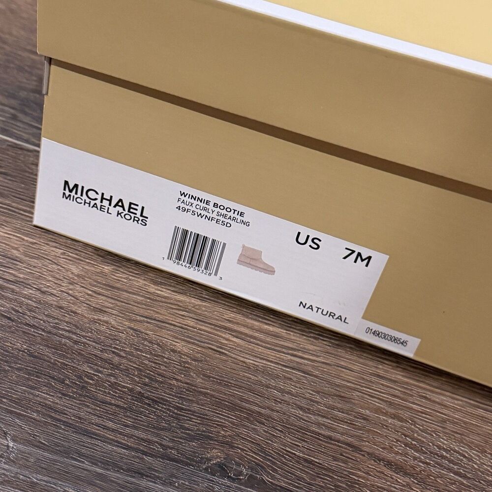 Michael Kors Winnie Bootie Tan Faux Curly Shearing Boot $175 New In Box Size 7 - Picture 7 of 8
